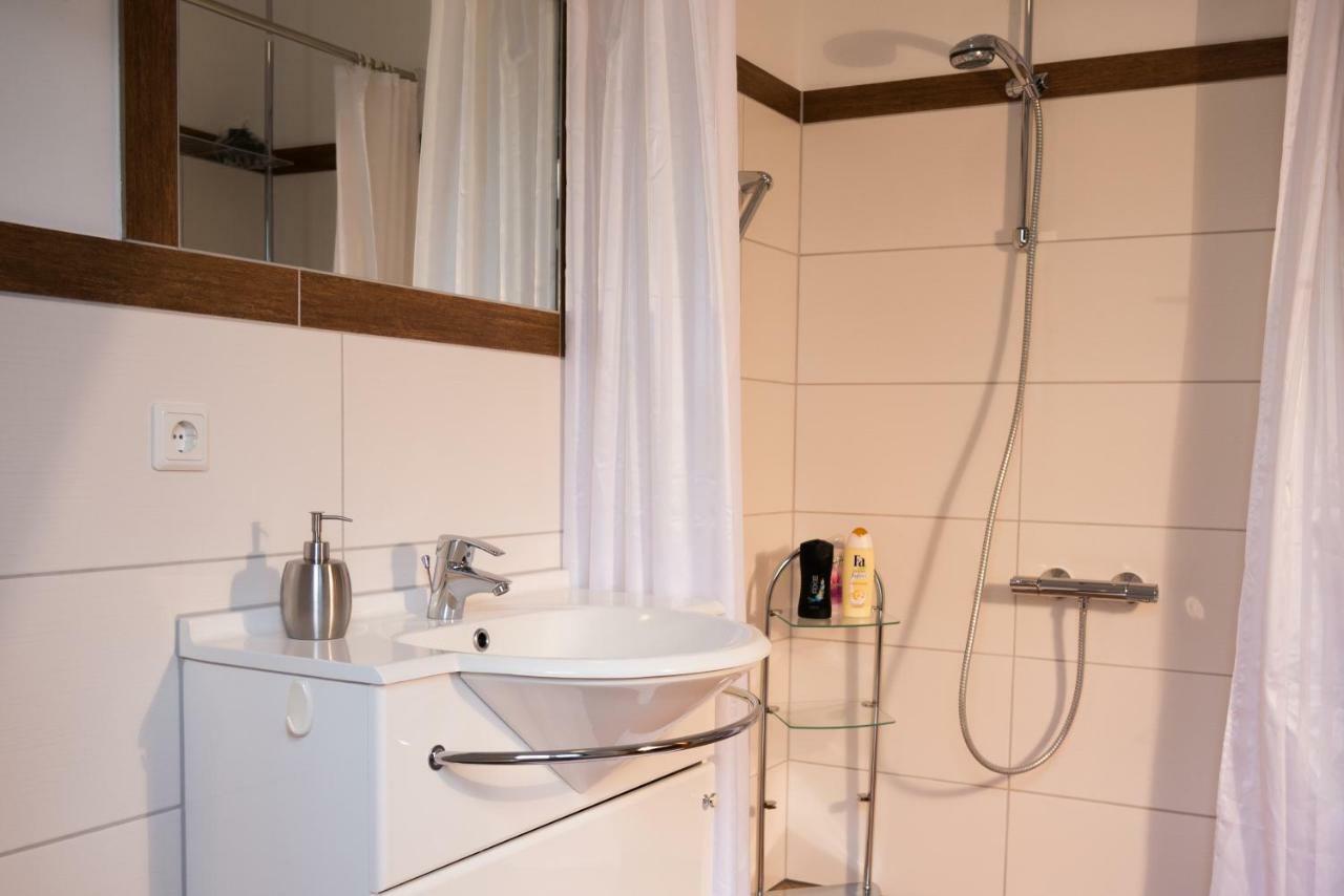 Apartamento Haus Helene Ochtendung Exterior foto